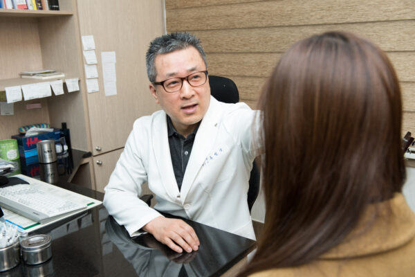 홍앤유의원 홍임성원장