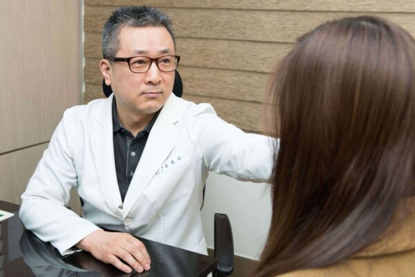 서울대입구 보톡스시술하는 홍앤유의원 홍임성원장